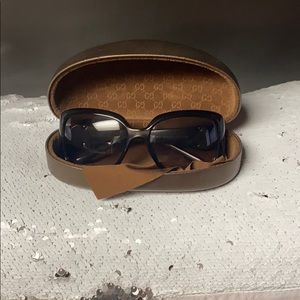 Women Gucci sunglasses
